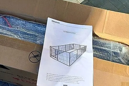 Metalowy kojec dla zwierząt