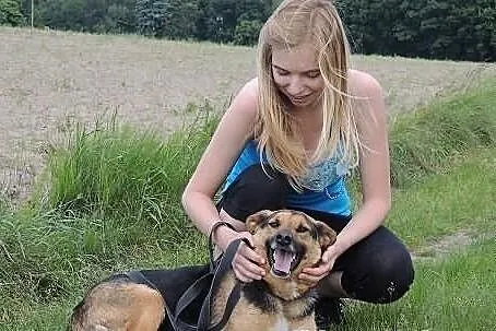 Pimpuś, tak bardzo pragnie być kochany.