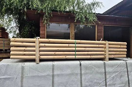 Przeszkodą dla konia , palisada,  kołek ,belka toczona ,okrąglak, Wielkopolskie, Siąszyce