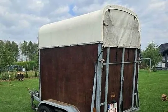 Sprzedam przyczepe na 1 Konia