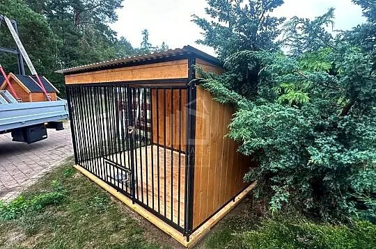 Kojec dla psa 3x2m Ściany zabudowane drewnem Wiatrołap Miski Podłoga ID695, Zachodniopomorskie, Drawsko Pomorskie