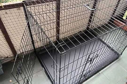 Sprzedam nową, dużą klatkę metalową- kojec dla psa plus metalowa pergola