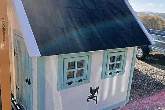 Kurnik dostępny od reki, Małopolskie, Stojowice
