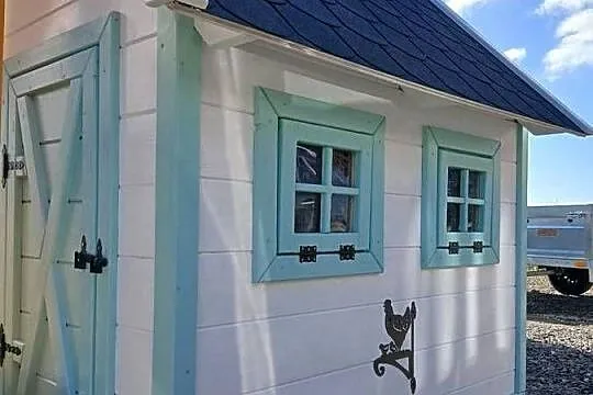 Kurnik dostępny od reki, Małopolskie, Stojowice