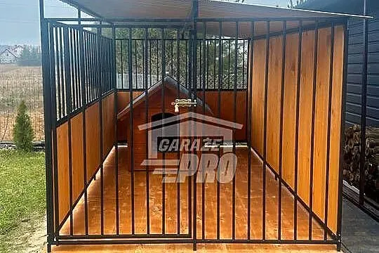 Kojec dla psów 2x3m - Drewniana podłoga - ściana zabudowana drewnem  GP398, Pomorskie, Kwidzyn
