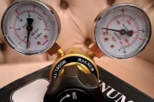Reduktor butlowy CO2 MAGNUM