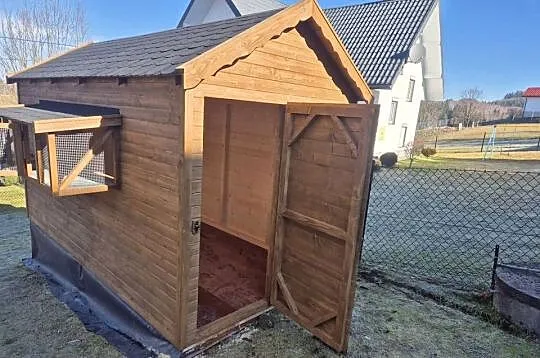 Gołębnik z wolierą, Małopolskie, Jordanów
