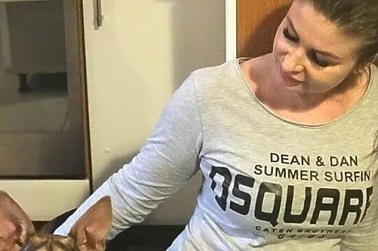 Mika młoda suczka szuka domu, Łódzkie, Łódź